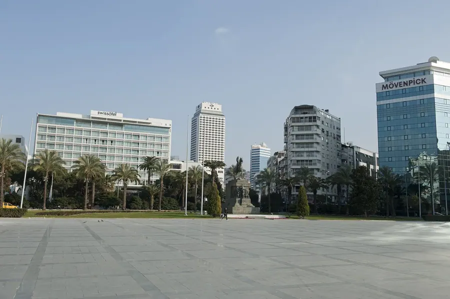 Mövenpick Hotel İzmir