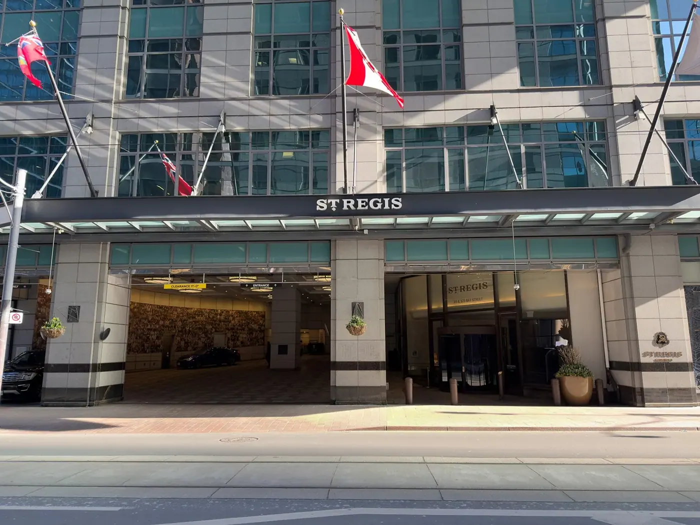 The St. Regis, Toronto