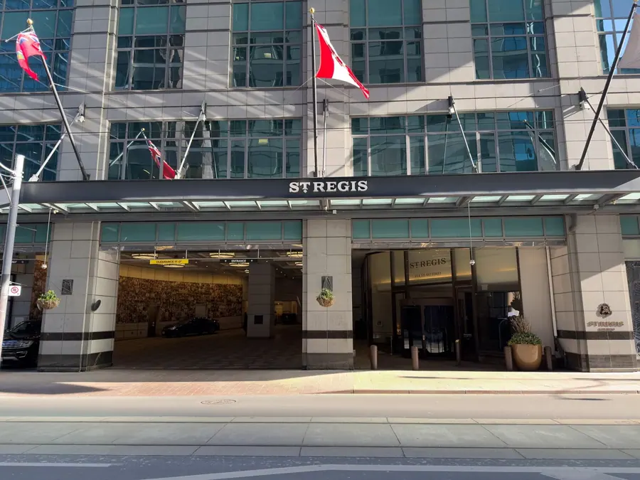 The St. Regis, Toronto