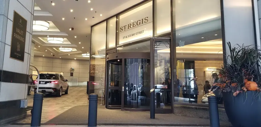 The St. Regis, Toronto