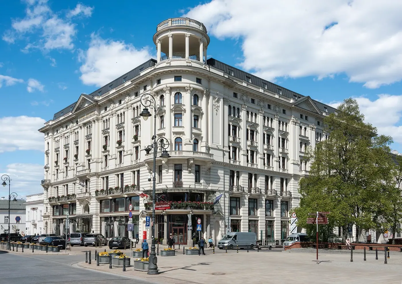 Hotel Bristol