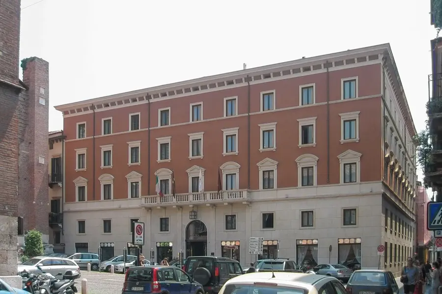Palazzo dell'Aquila