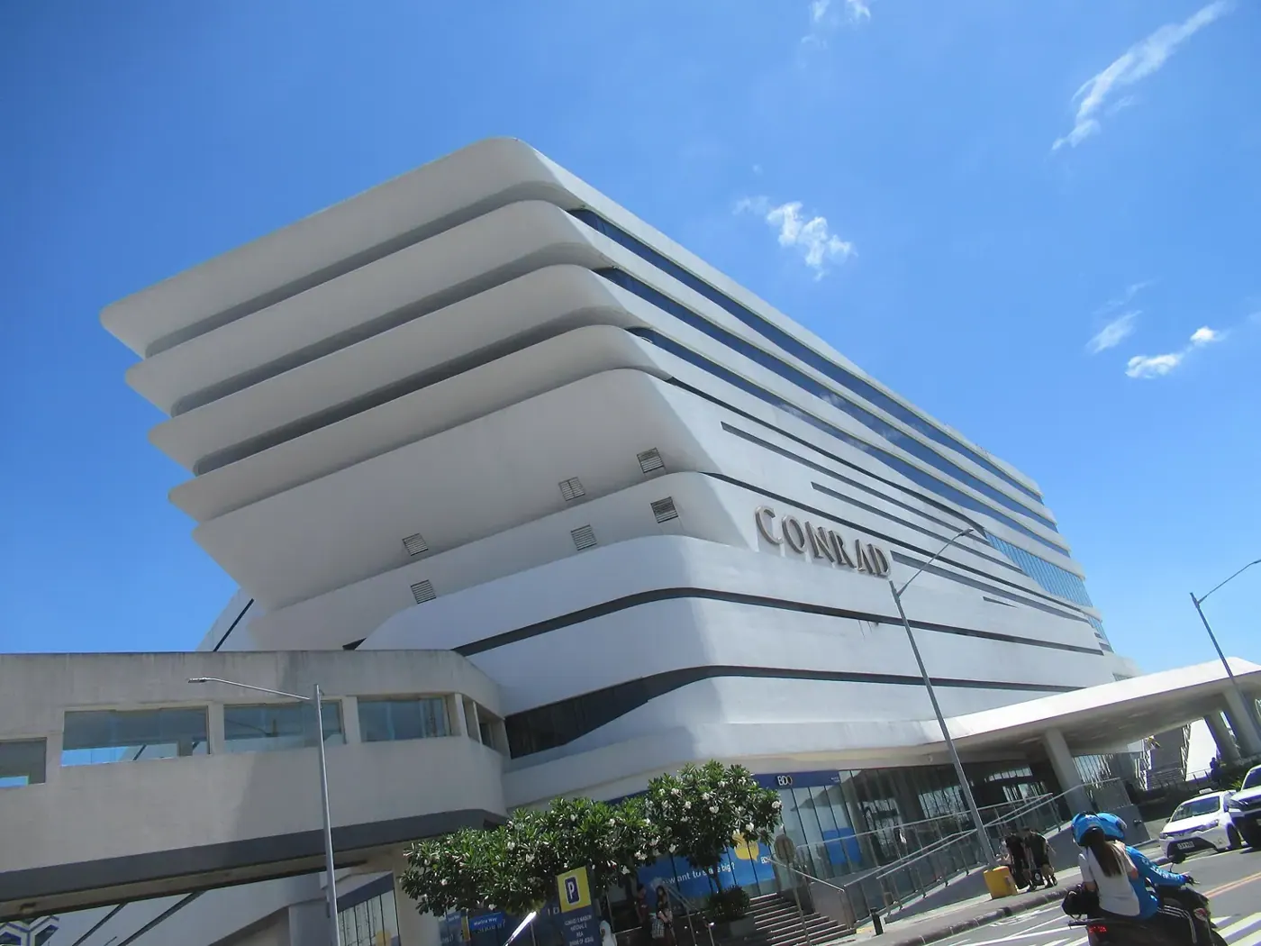 Conrad Manila