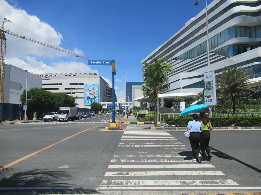 Conrad Manila