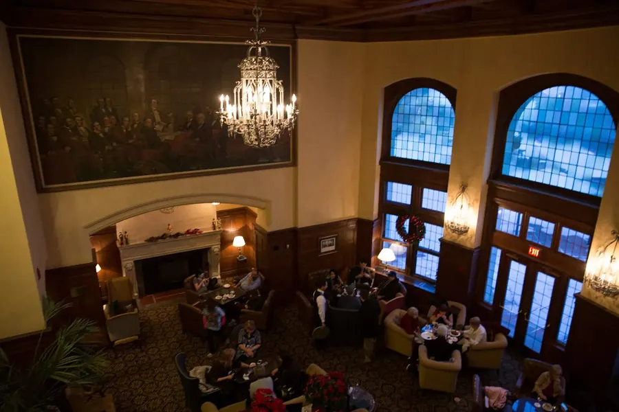 Fairmont Hotel MacDonald