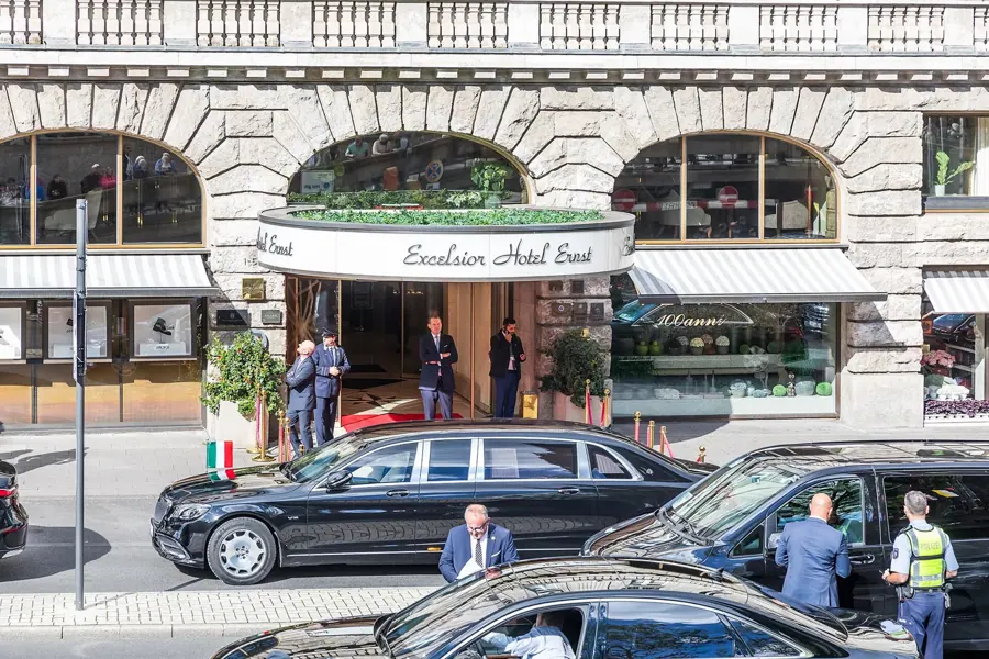 Excelsior Hotel Ernst